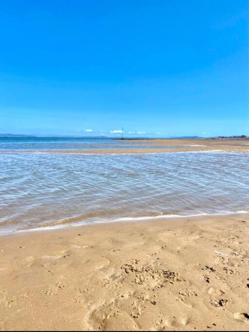 Eden 5 Bedroom House Holiday home *