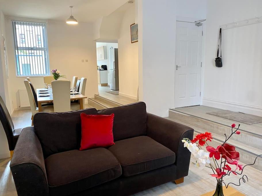 Eden 5 Bedroom House Morecambe